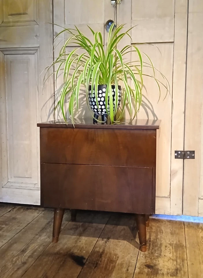 MID CENTURY SIDE TABLE WITH DRAWERS VINTAGE SEWING BOX STORAGE VINTAGE - Image 4 of 4