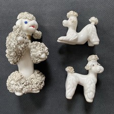 Caniche vintage mère blanc avec bordure dorée avec 2 chiots, bordure spaghetti