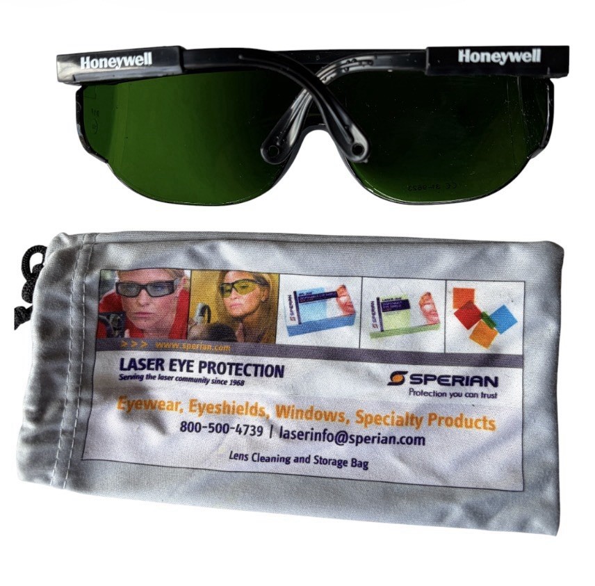 Honeywell D-166F CE 3 D1F GPT Laser Eyewear IPL Operator Safety Glasses