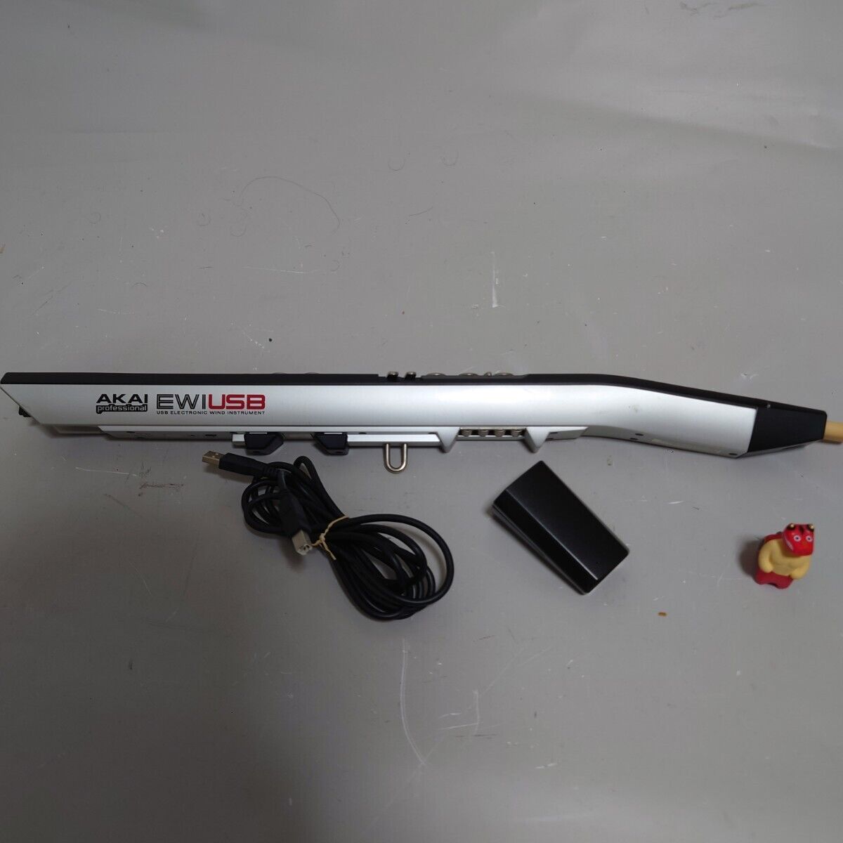 AKAI EWI USB Professional Electronic Wind Instrument free AKAI EWI USB Professional Electronic Wind Instrument free