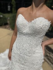 NEVER WORN Essense Of Australia Wedding Dress Size 6