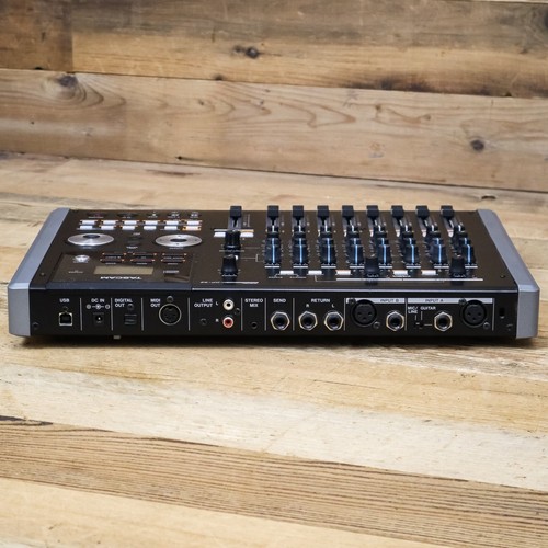 Tascam DP-02 Digital PortaStudio Multitrack Recorder DP02 U258912 - Imagen 7 de 8