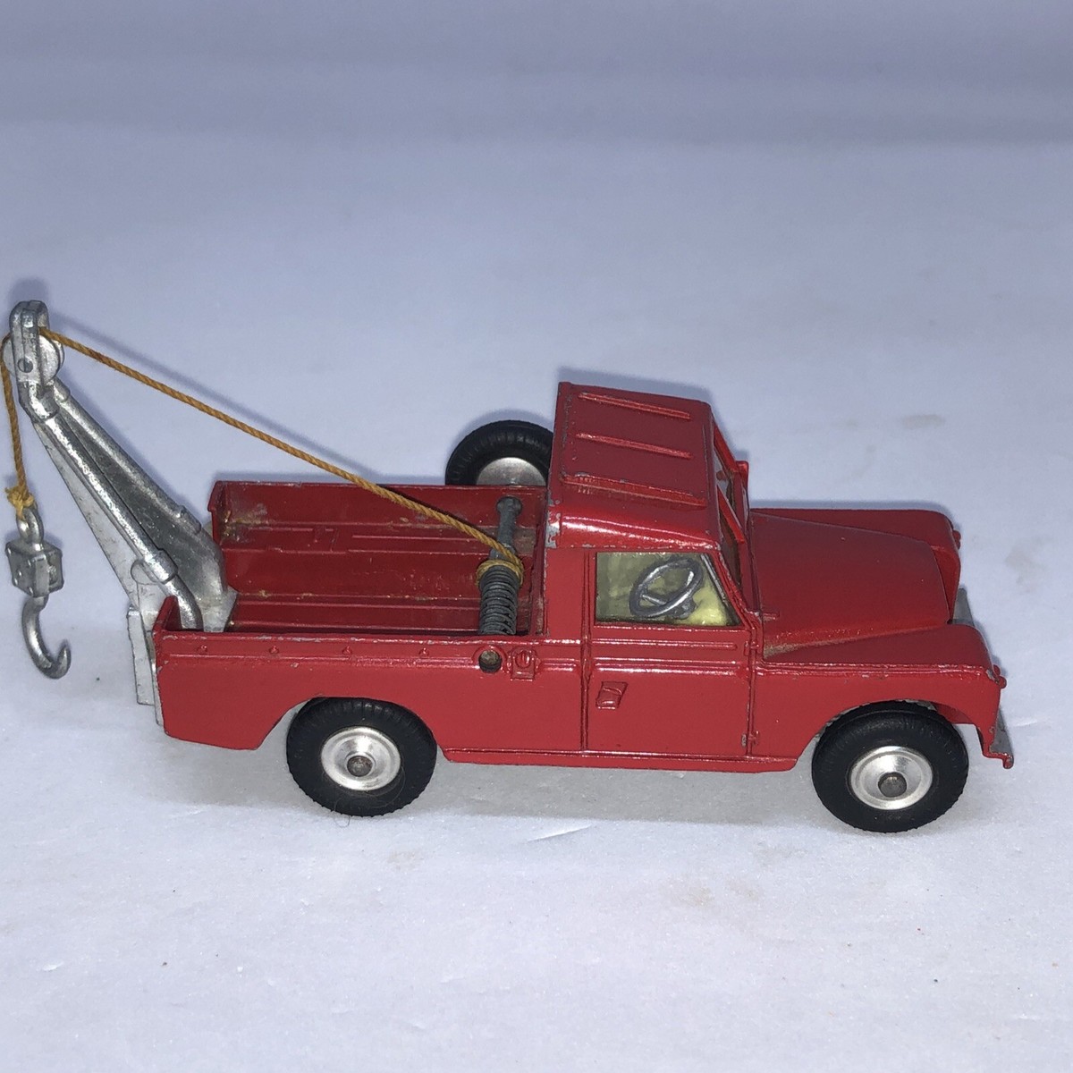 Vintage Corgi LAND ROVER 109 WB Red Tow Truck Breakdown