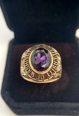 16.8g 10k Gold wAmethys-Col Stone 1986 UniversWashington,Sz 10,ClassRing FREEshp