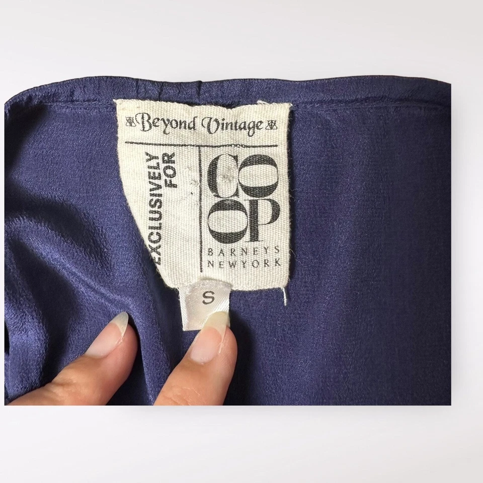 Vestido Beyond Vintage para Cooperativa Barney’s New York Seda Azul y Dorado Talla S Foto 3 de 4