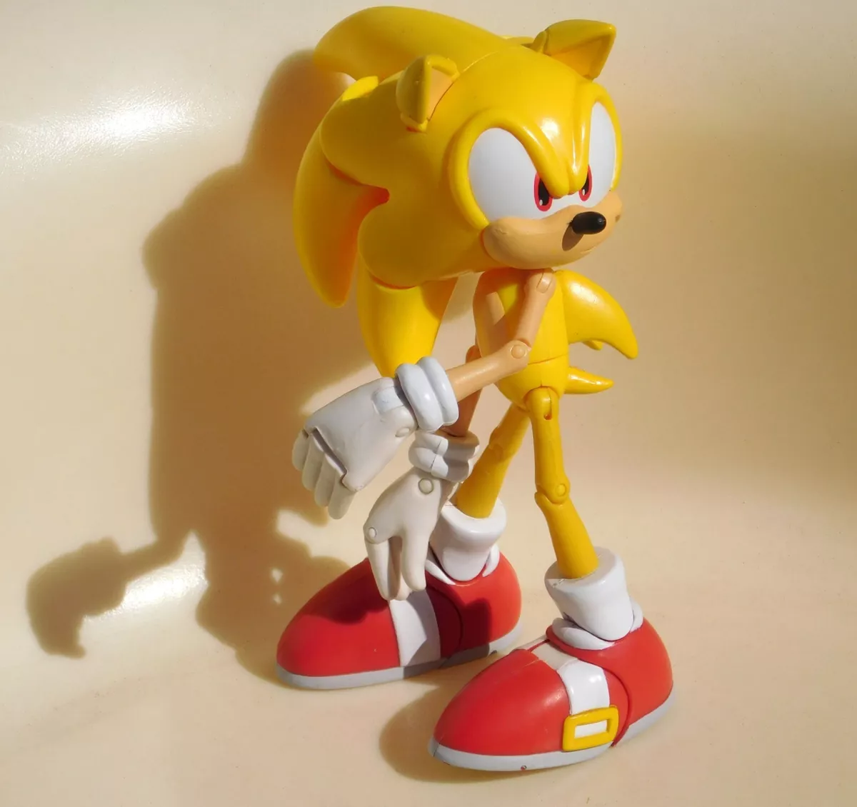 Sonic the Hedgehog Super Sonic action figure