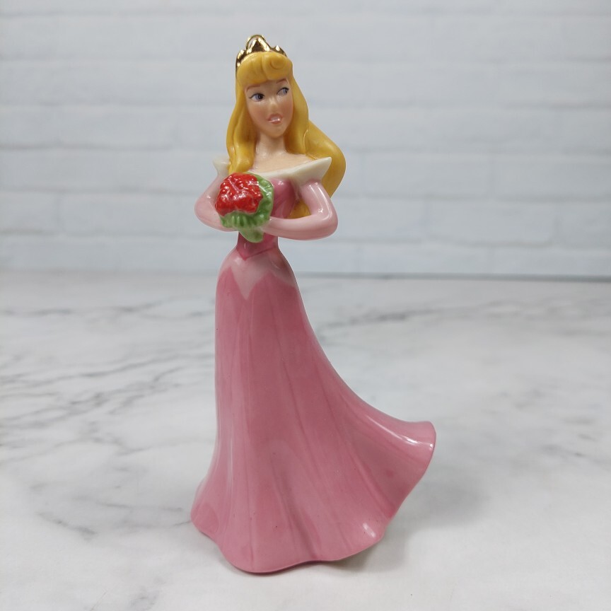 LENOX Disney Princess Aurora Sleeping Beauty Hanging Ornament Pendant for Elegant Holiday or Home Decoration
