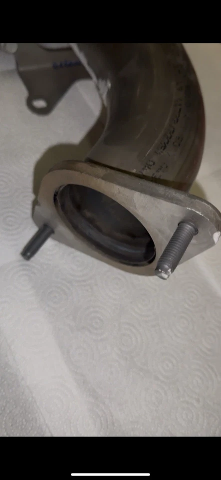 Convertidor catalítico de tres vías de calentamiento GM 12693374 genuino Foto 4 de 4