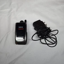 Nokia 6061  Black Silver Cingular Cellular flip EUC, Charger, and Case 
