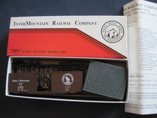 Vintage  Intermountain Railway Co "HO" PS-1 Great Northern Box car model kit MIB