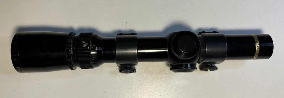 Mira para rifle Leupold Vari-X III 1,5X5 1" usada con anillos de tejedor Foto 3 de 4