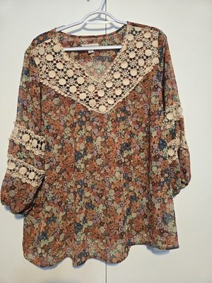 DB Established 1962 Boho Floral Crochet Trim Blouse- Size XL