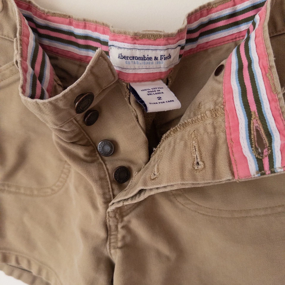 Y2K Abercrombie & Fitch Khaki Utility Cargo Shorts Size 2 Low Rise Micro Short - Image 2 of 4