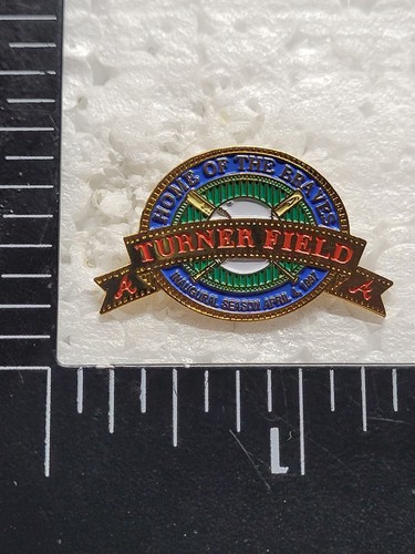 TURNER FIELD HOME OF THE BRAVE 1997 HAT LAPEL PIN PIN BACK USED (O1588)