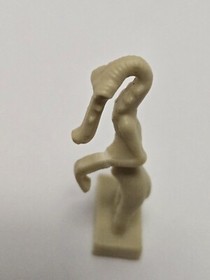 LEGO Star Wars 7186 Watto's Junkyard- Watto & Aldar Beedo Minifgures Good Condit