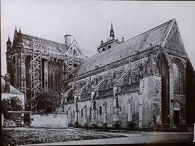 Le Mans Cathedral (With Scaffolding), France, Magic Lantern Glass Photo Slide