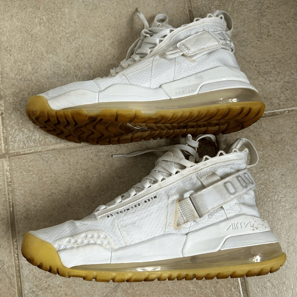 jumpman 720 white