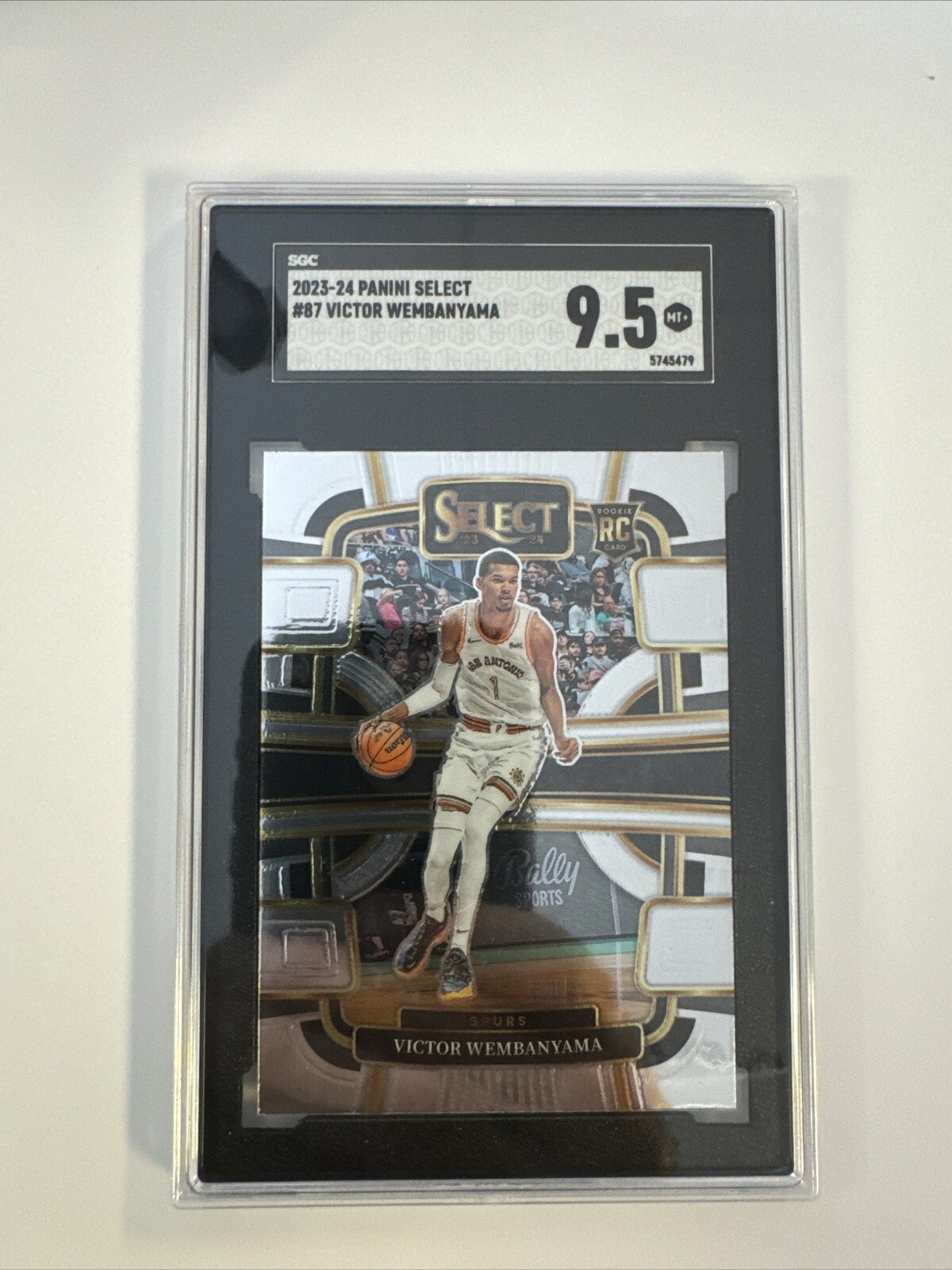 2023-24 Panini Select Concourse Silver ROOKIE Card #87 Victor Wembanyama SGC 9.5