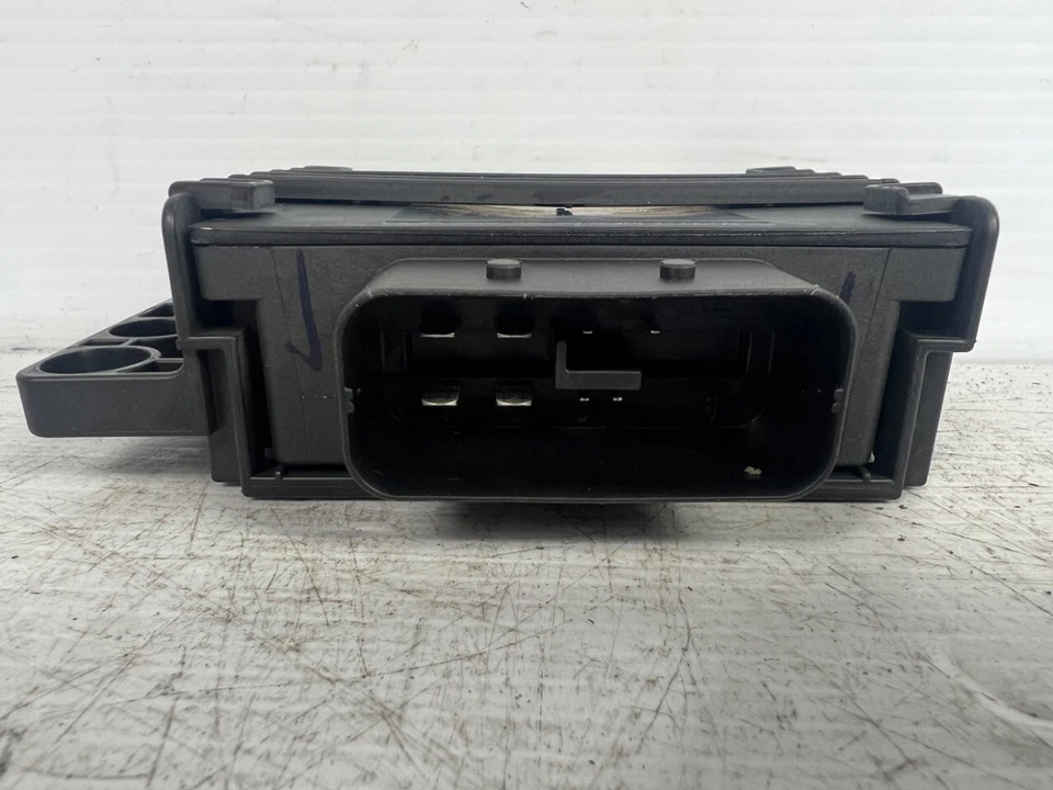 2017 VOLKSWAGEN GOLF VII VOLTAGE STABILISER UNIT 3AA 919 041 A - Image 4 of 4