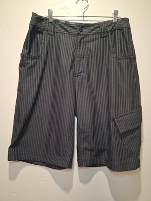Lululemon Wet*Dry*Warm Men s Shorts Black/White Pinstripe 7 Pocket Skater Hiking