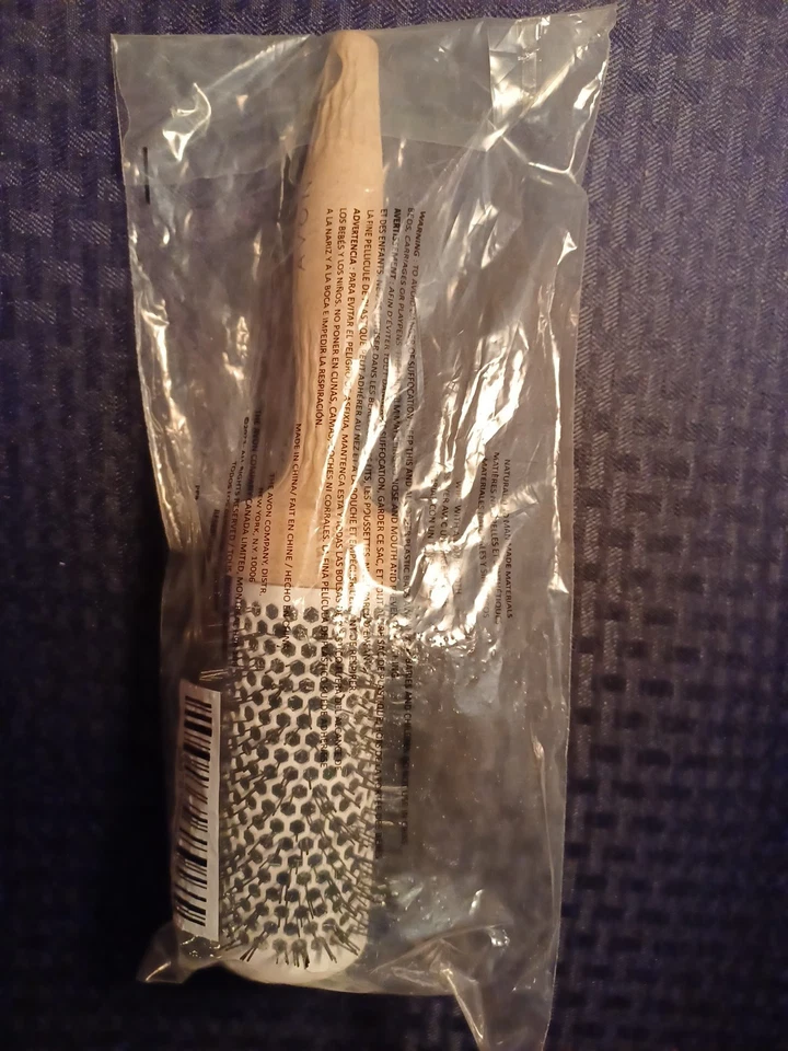 CEPILLO DE PELO AVON SECADO CON SECADOR 10 pulgadas de largo, 3 pulgadas de ancho con cerdas Foto 2 de 4