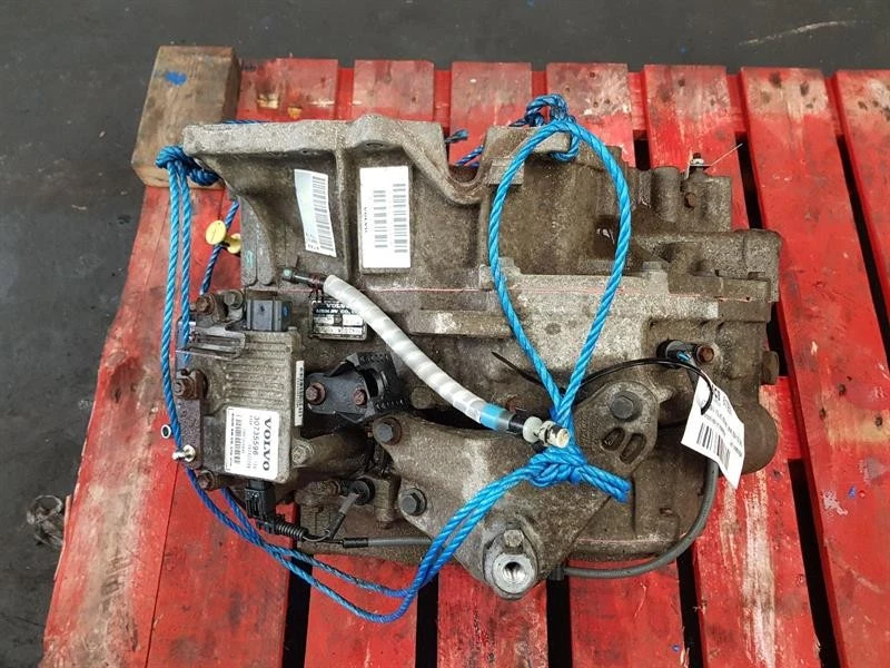 2004-2012 MK1 VOLVO V50 GEARBOX 2435 PETROL AUTOMATIC B5244S4 - Image 4 of 4