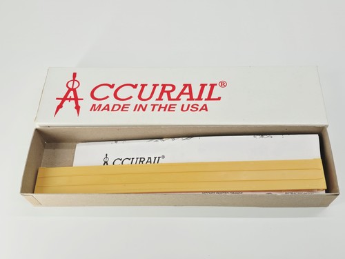 Accurail - HO - Kit de coche plano TOFC 89' sin decorar #8900 | Condition: Used