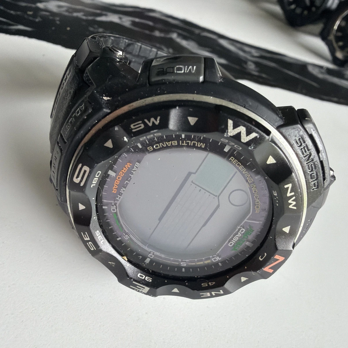 Reloj Casio Pro Trek Hombre PRW-2500 Multibanda 6 Goma Solar Digital 51mm 8 1/2"