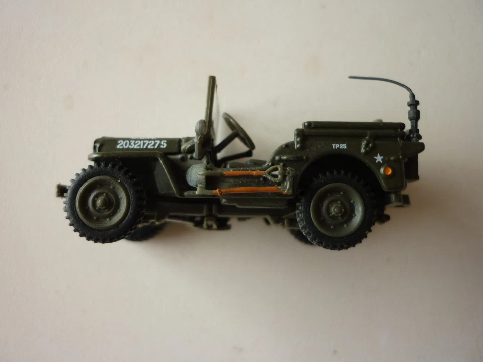 Jeep Willys Military , super détaillée, marque CARARAMA - 1/72 - Photo 4/4