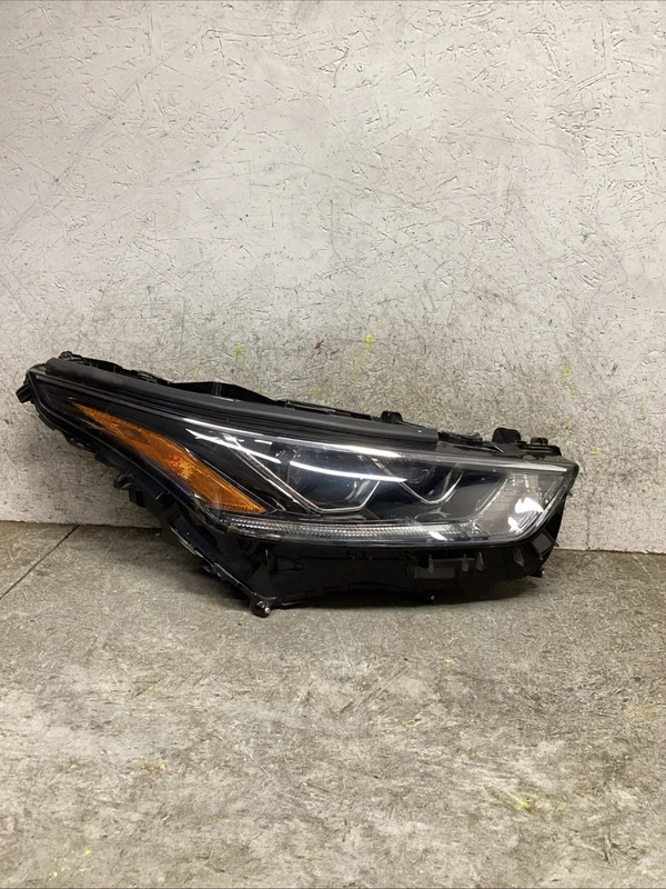 2020-2025 TOYOTA HIGHLANDER RIGHT RH PASSENGER SIDE HEADLIGHT OEM #7