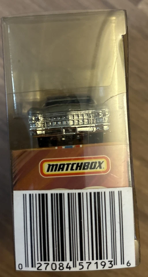 Matchbox 09 Superfast 63 Cadillac Hearse Silver Grey 2007 Mattel NEW  - Image 2 of 4