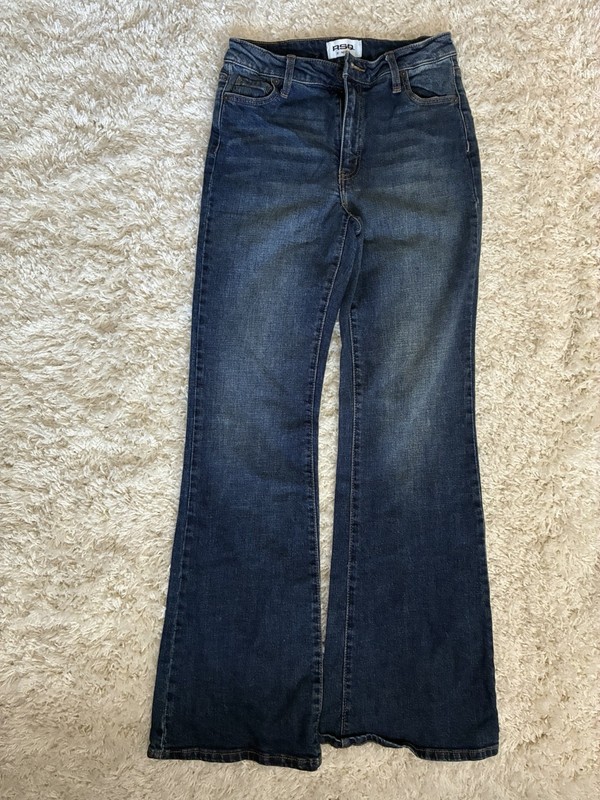 RSQ Medium Wash Blue Denim High Rise Flared Jeans 5-Pocket Women's Size 26