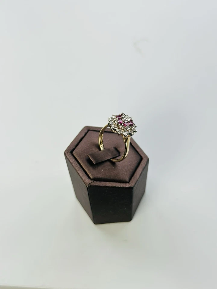 9ct gold ruby and diamond ring , Hallmarked And Heavy ring Natural Rubies - Image 4 of 4