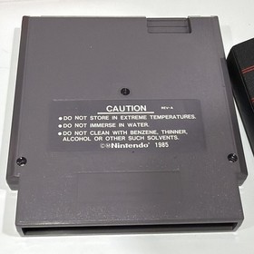 NES Nintendo Zapper Gun, RF Switch, Bases Loaded Game