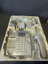 Radio Shack 2.4 GHz Digital Spread Spectrum Answering System & Speakerphone