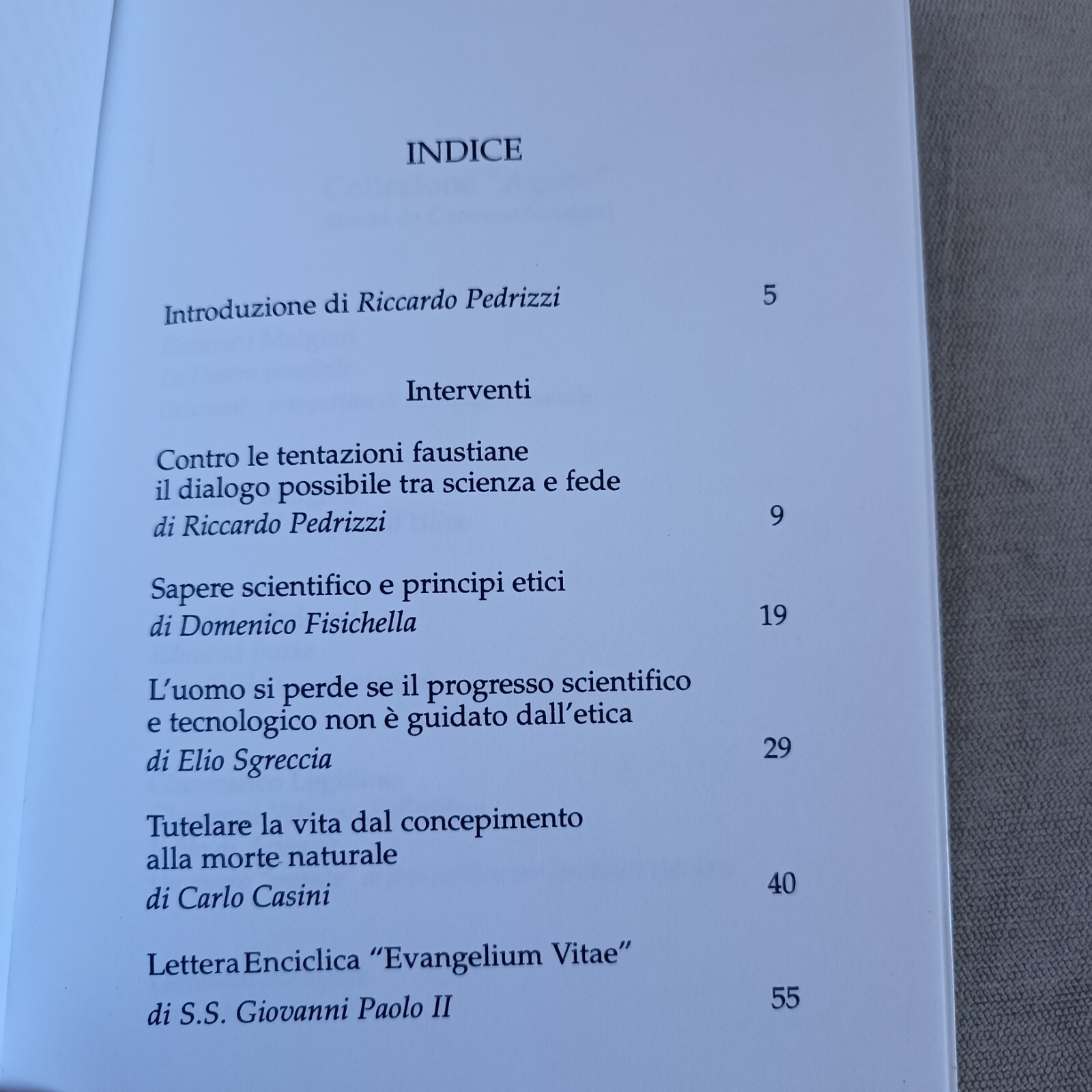 Foto 3 di 3