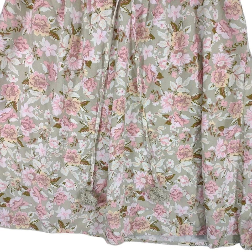 Mini Vestido Bebop Talla XL Estampado Floral Cuello en V Borla Rayón, Cottagecore Verde Rosa Foto 2 de 4