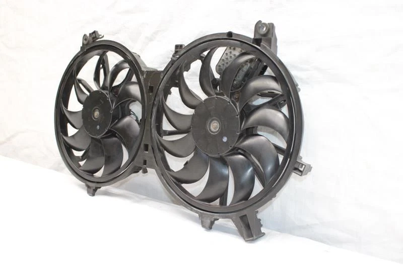 Infiniti G37 V36 2010 convertible #264 conjunto de ventilador de refrigeración automático Foto 3 de 4