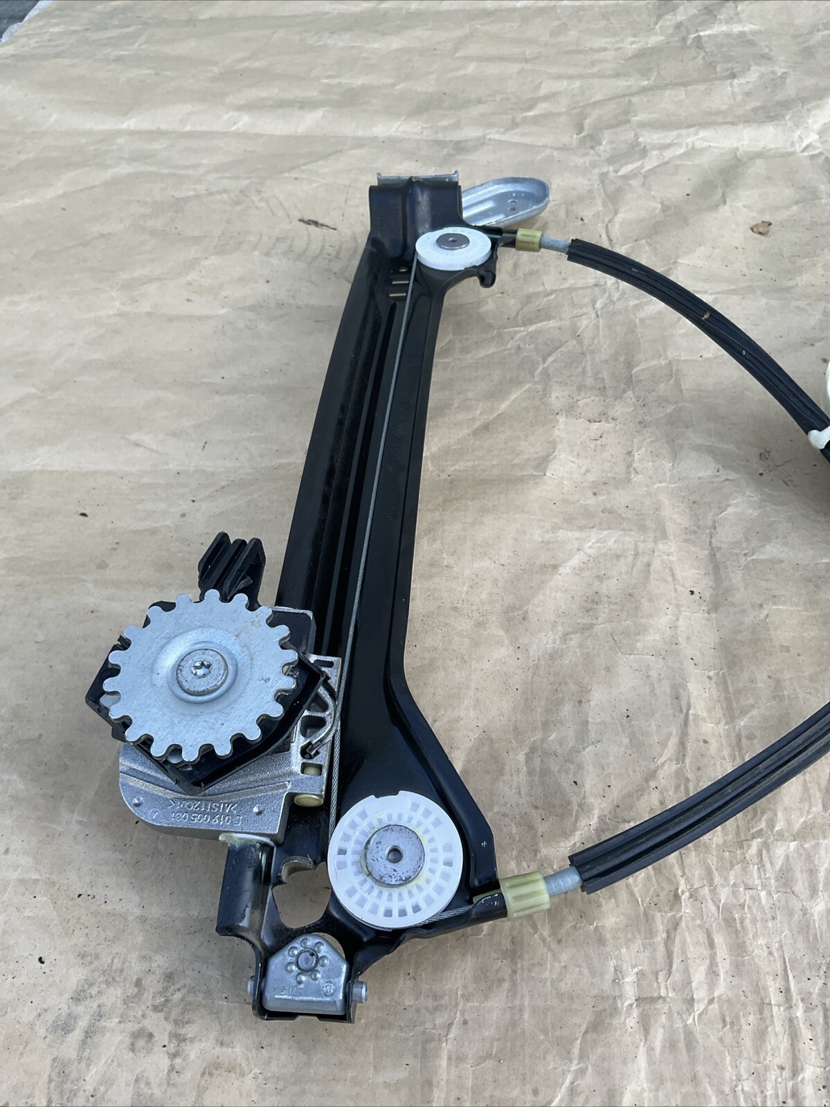 MASERATI QUATTROPORTE REAR LEFT DOOR WINDOW REGULATOR W/ MOTOR OEM 2014-2022 19K