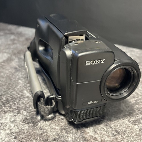 Sony Handycam CCD-TR401E PAL 8mm Video 8 Camcorder With Carry Case - Picture 13 of 24