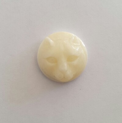MS  Artisan Bone Cat Face Closed Eyes Button Bead 25mm (1) Carved Bali