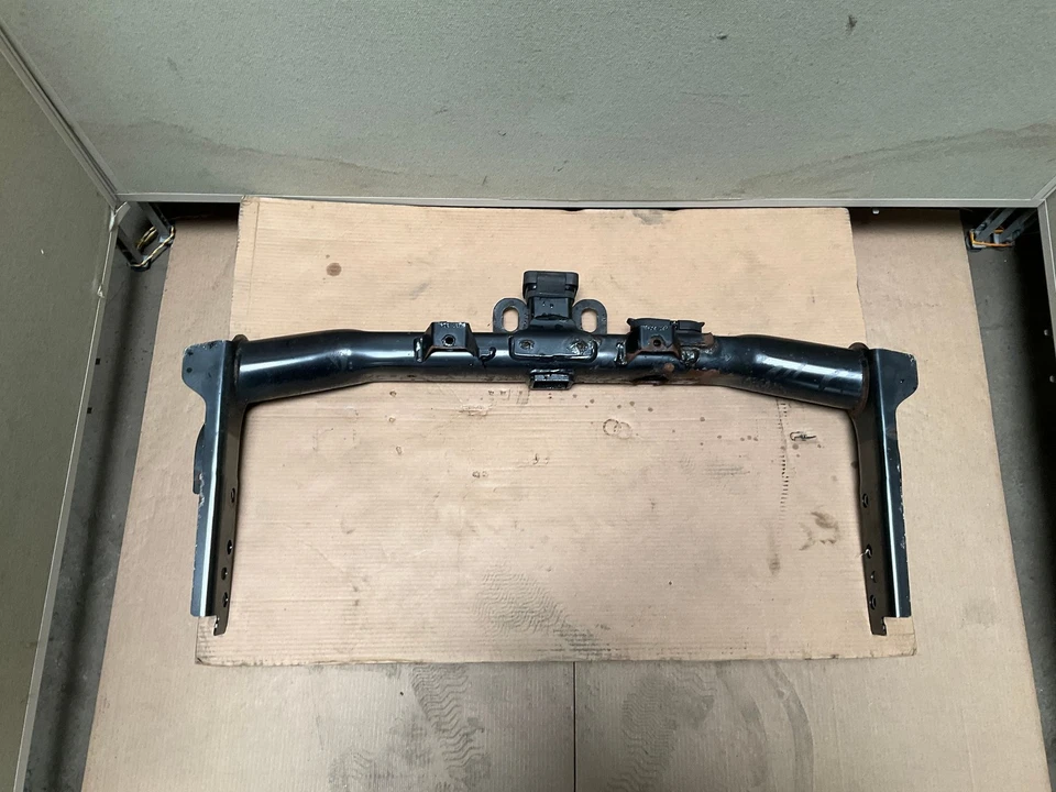 Enganche de remolque Jeep Grand Cherokee 11-22 OEM Foto 2 de 4