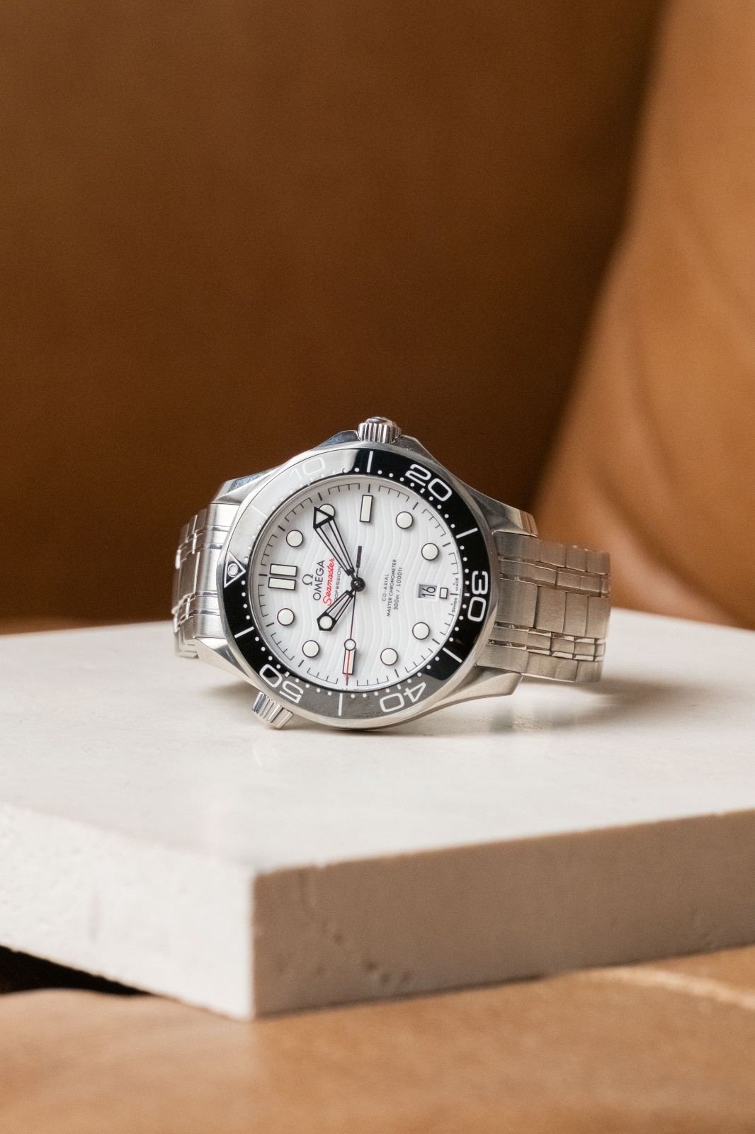 2024 Omega Seamaster Diver 300M Ref. 210.30.42.20.04.001 with Box and Papers