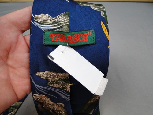 Tabasco Santa Feeding Alligators Neck Tie NWT Silk Novelty Christmas Holiday - Picture 5 of 6