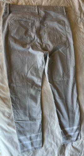 LOFT, Women’s High Waist Skinny Crop Jeans, Frayed Hem, Light Gray, Size 14, NWT - Picture 2 of 7