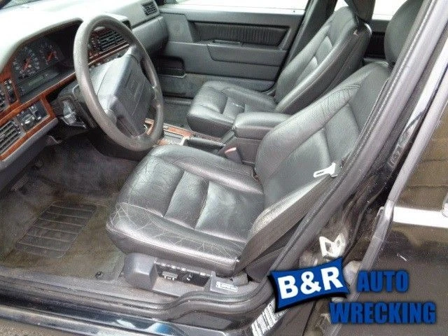 Нижний задний фонарь для правостороннего пассажира подходит для 94–97 VOLVO 850 7425024 - Изображение 4 из 4