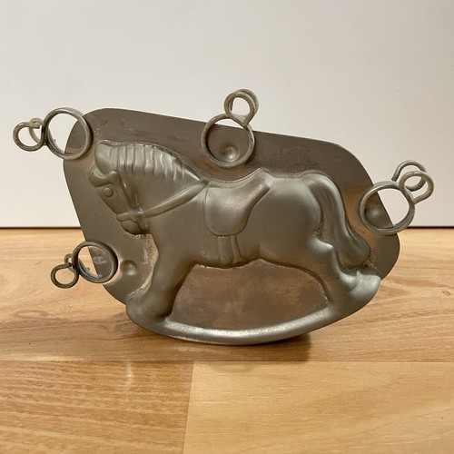 VTG Vormenfabriek Dutch Chocolate Mold Rocking House Basket & Bell Lot Holland - Picture 10 of 18