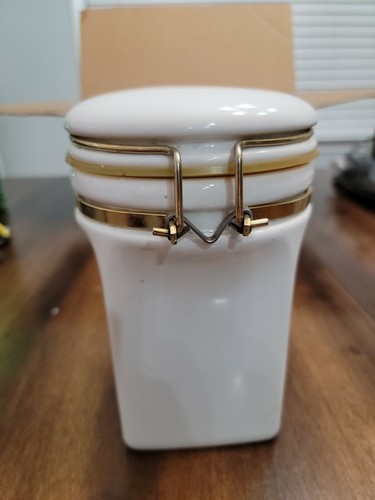 "BOTE DE CAFÉ DE CERÁMICA GEVALIA KAFFE"" CREMA-BLANCO Y DORADO ACABADO 7,5" ALTO" - Imagen 3 de 4