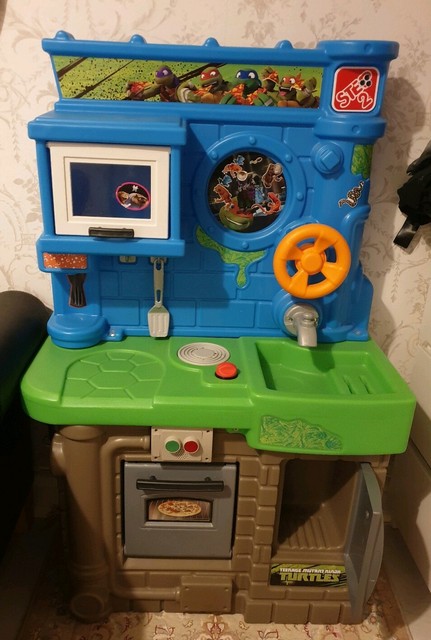Step2 Teenage Mutant Ninja Turtles Pizza Kitchen Playset For Sale