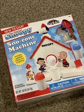 SNOOPY SNO-CONE MACHINE CRA-Z-ART PEANUTS SNOW CONE CRUSHED ICE NIB New